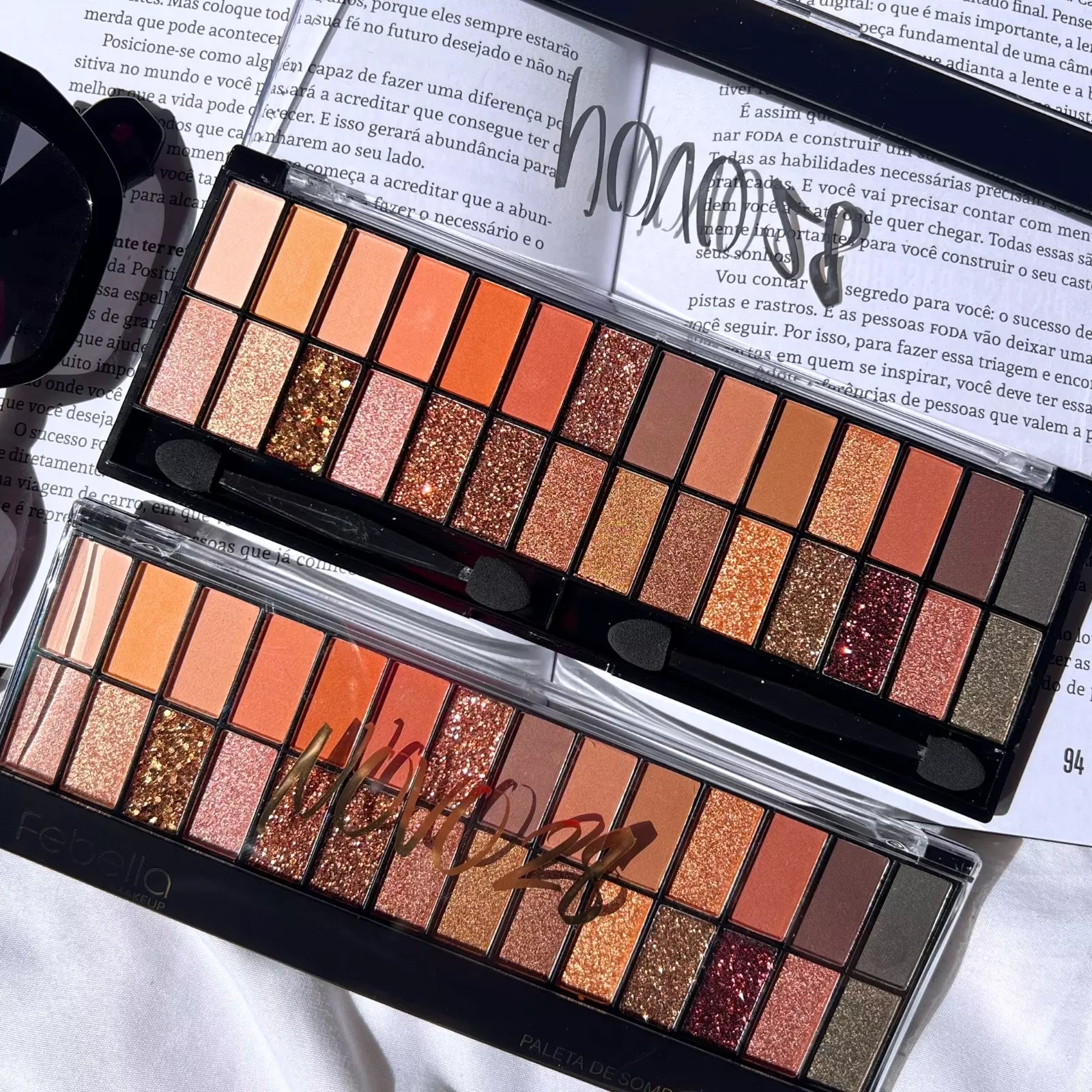 Paleta de Sombras Febella, Novo 28 Cores™